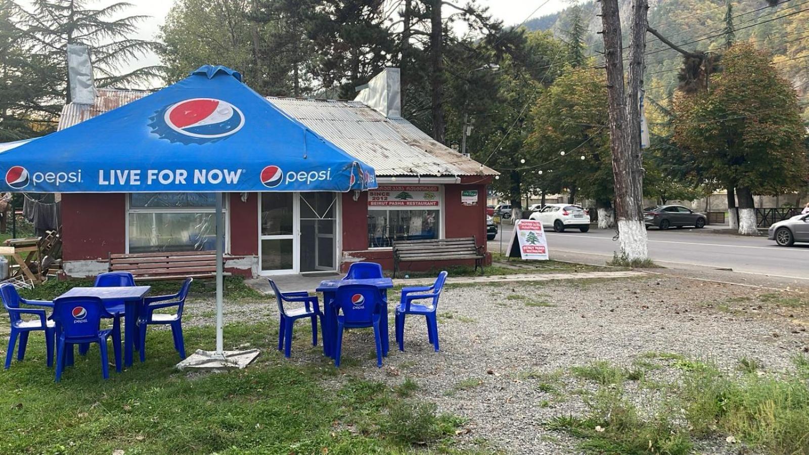Riverside Hostel Borjomi Exterior photo